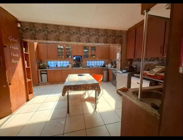 3 BEDROOM HOUSE FOR SALE IN VERWOERDPARK